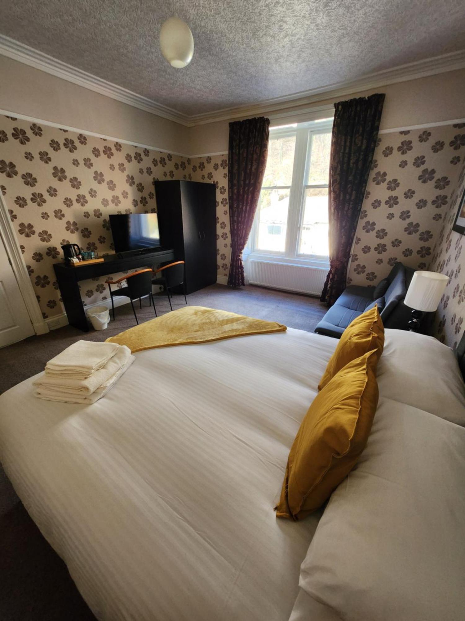 King'S Knoll Hotel 奥本 外观 照片