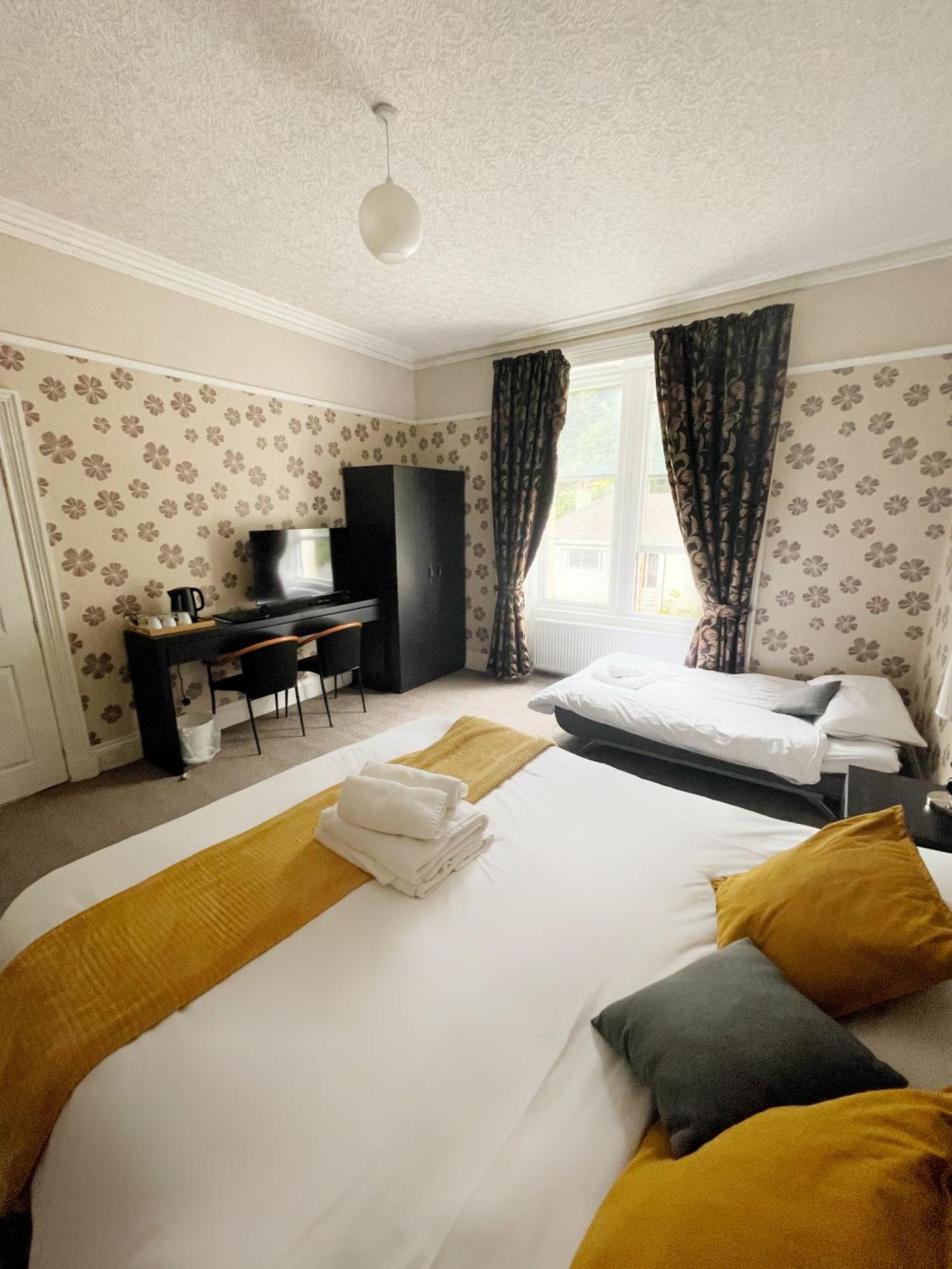 King'S Knoll Hotel 奥本 外观 照片
